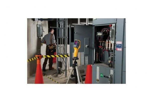 Termómetro Visual de Infrarrojos Fluke VT04A - Imagen 3